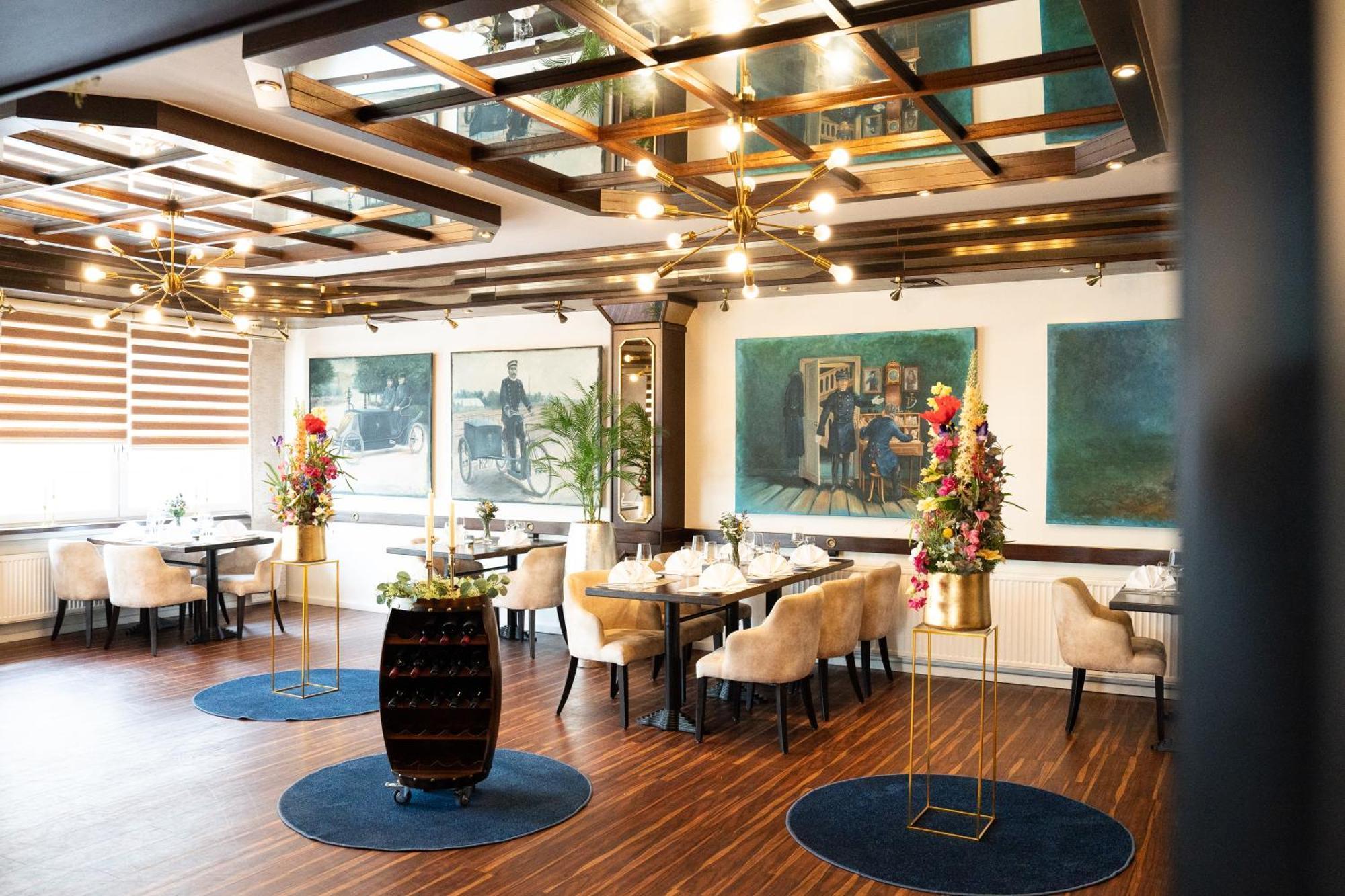 Hotel Zur Post - Economy Rooms Garrel Bagian luar foto