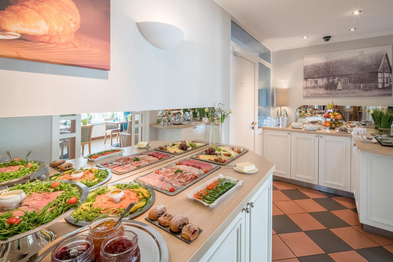 Hotel Zur Post - Economy Rooms Garrel Bagian luar foto
